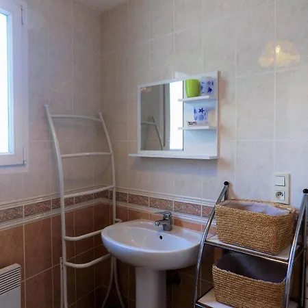 Villa Palais Sur - Maison Mitoyenne - Cour Privee - Centre Saint-Palais-sur-Mer